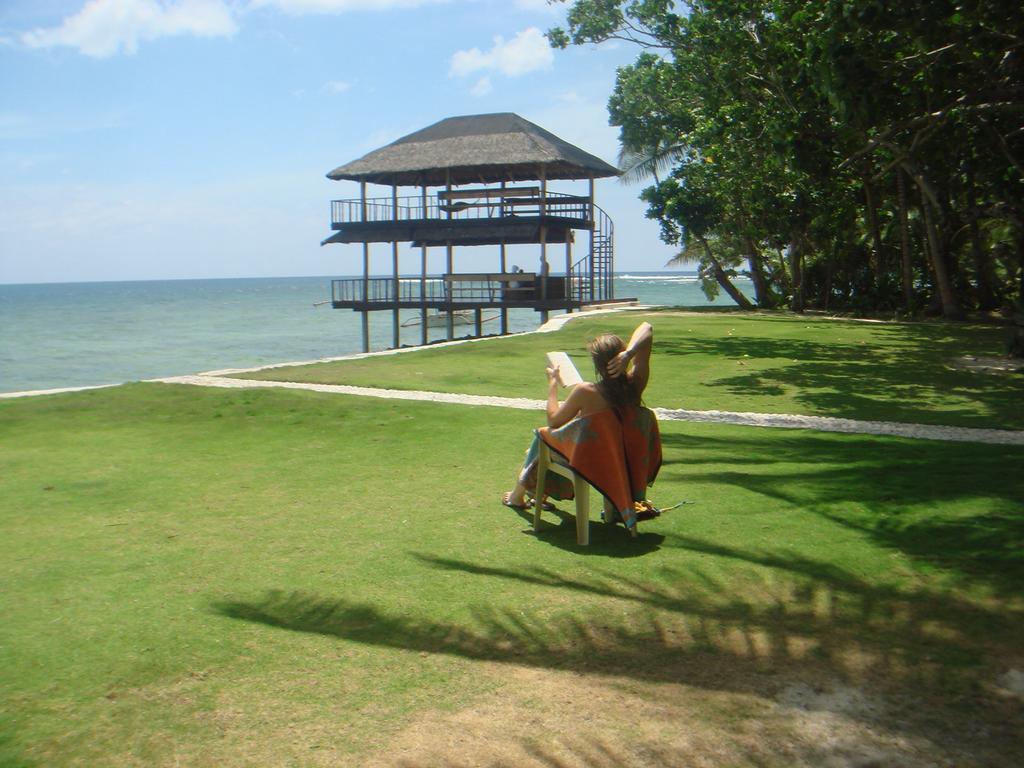 Ocean 101 Beach Resort General Luna  Room photo